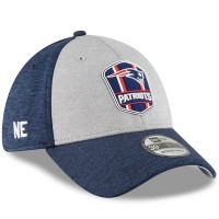 Men's New England Patriots New Era Heather Gray/Navy 2018 NFL Sideline Road Official 39THIRTY Flex Hat 3058254